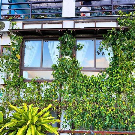 Cabins By Eco Hotels Tagaytay City Eksteriør bilde