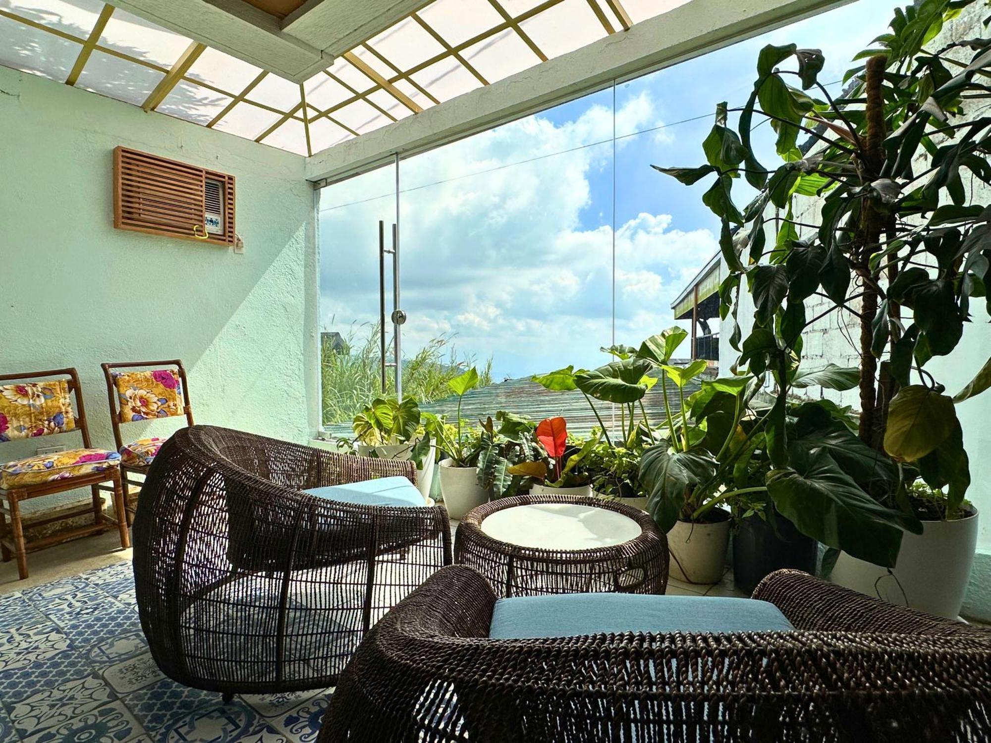 Cabins By Eco Hotels Tagaytay City Eksteriør bilde