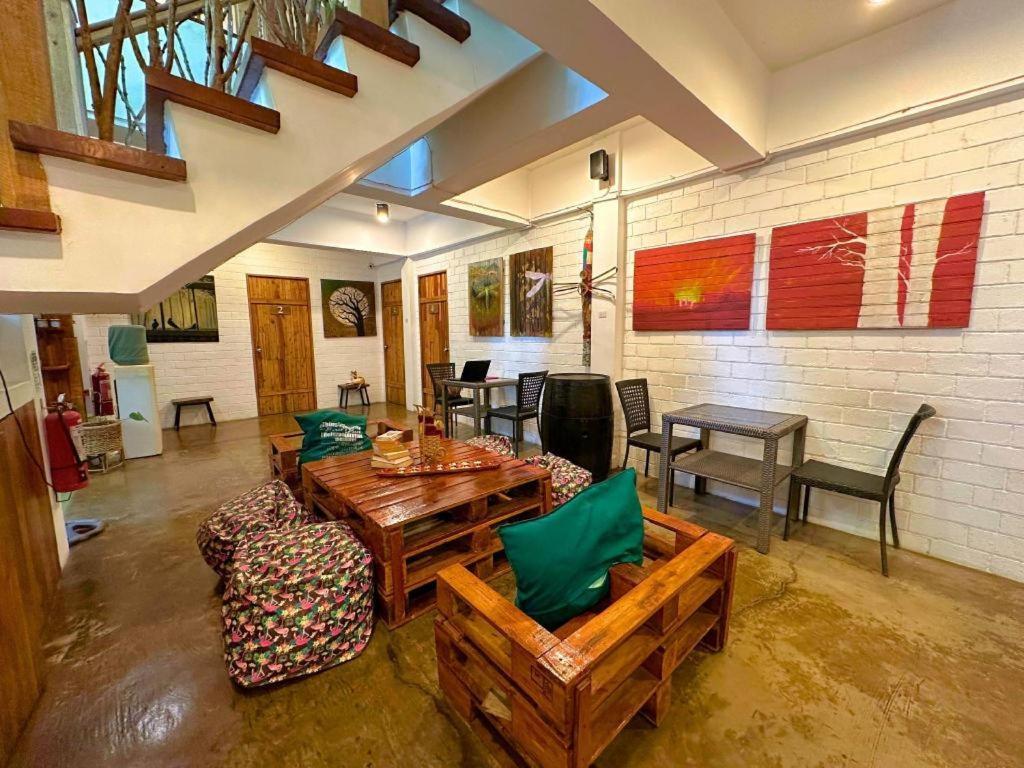 Cabins By Eco Hotels Tagaytay City Eksteriør bilde
