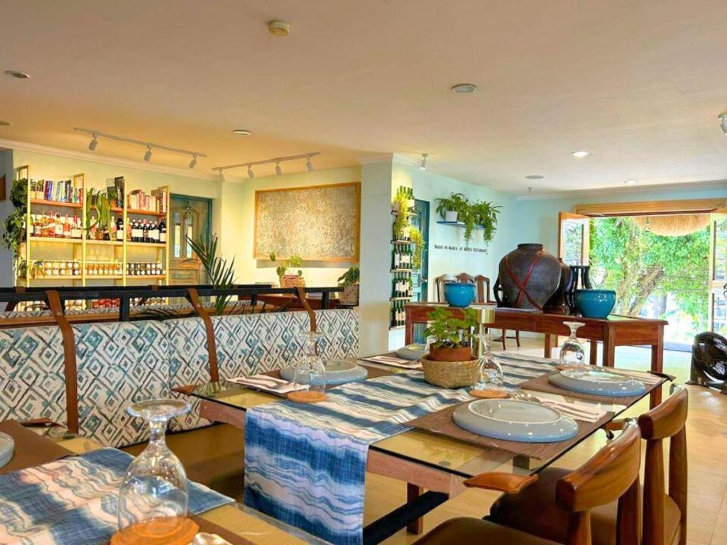Cabins By Eco Hotels Tagaytay City Eksteriør bilde